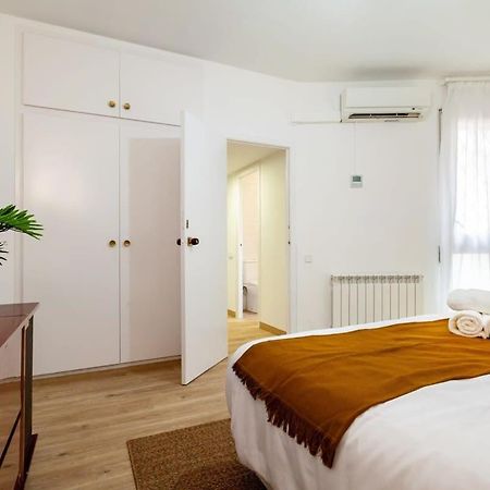 Exclusive Huge 4 Double Bedroom City Center Barcelona Buitenkant foto