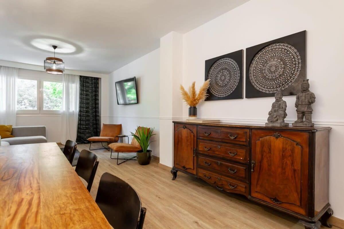Exclusive Huge 4 Double Bedroom City Center Barcelona Buitenkant foto